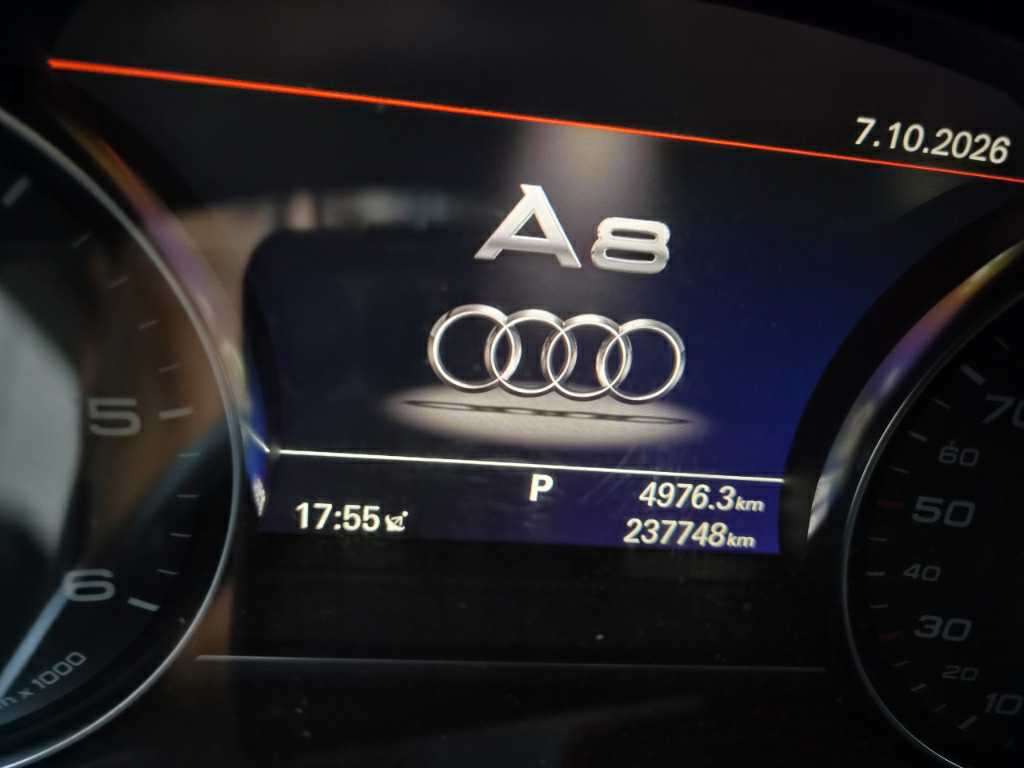 Audi Audi A8 50 TDI quattro automatic